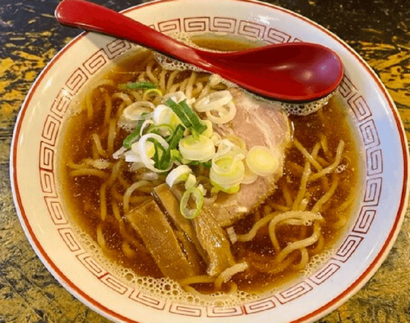 豚清湯ラーメン 醤油